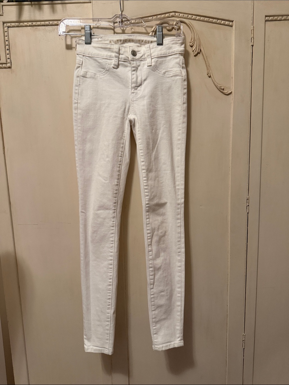 American Eagle Outfitters White Skinny Jeans